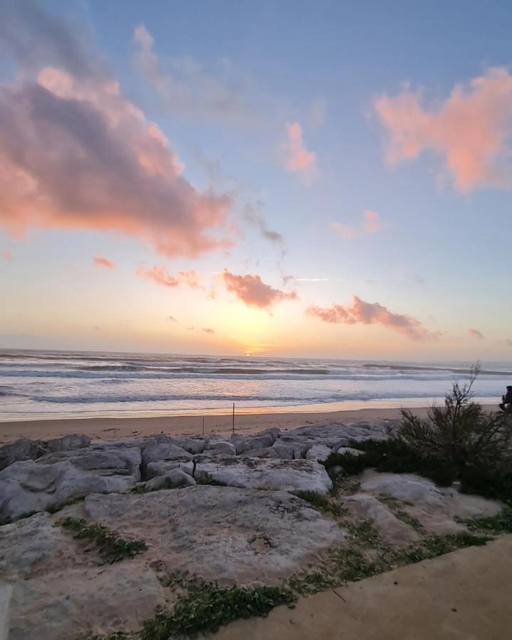 Costa Paradise Beach Costa de Caparica Buitenkant foto